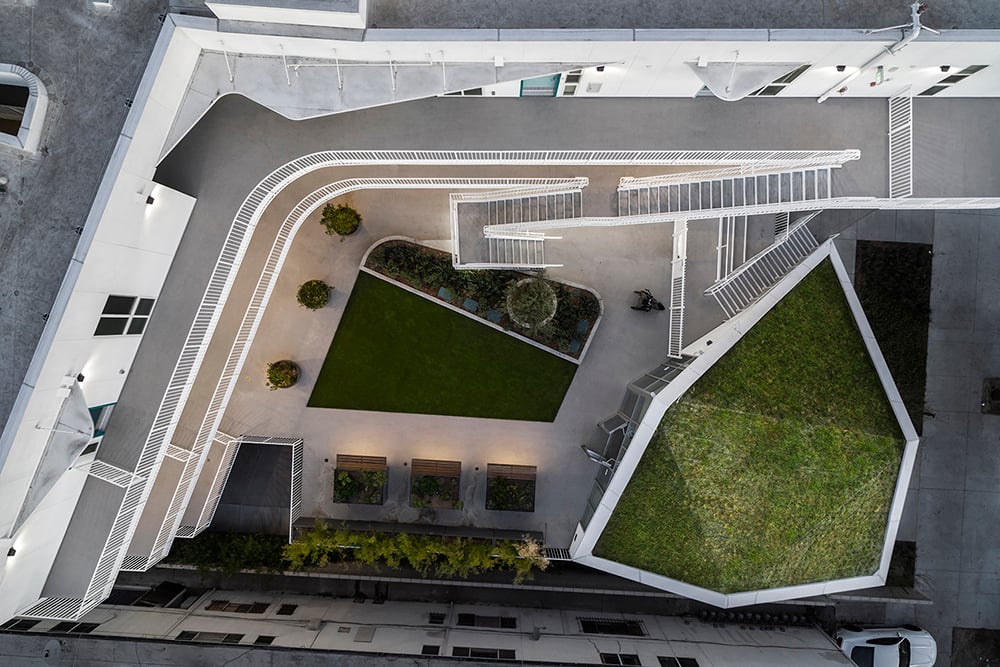 MLK1101 Supportive Housing Courtyard Aerial | Paul Vu
