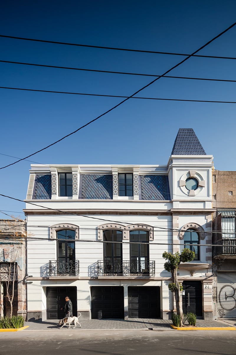 Restored main facade | João Morgado - Architecture Photography