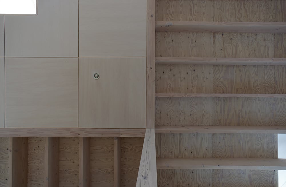 View upwards to the ceiling | 