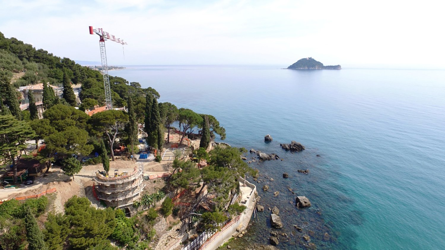 Vista del promontorio di Punta Murena dal drone | BARRECA & LA VARRA
