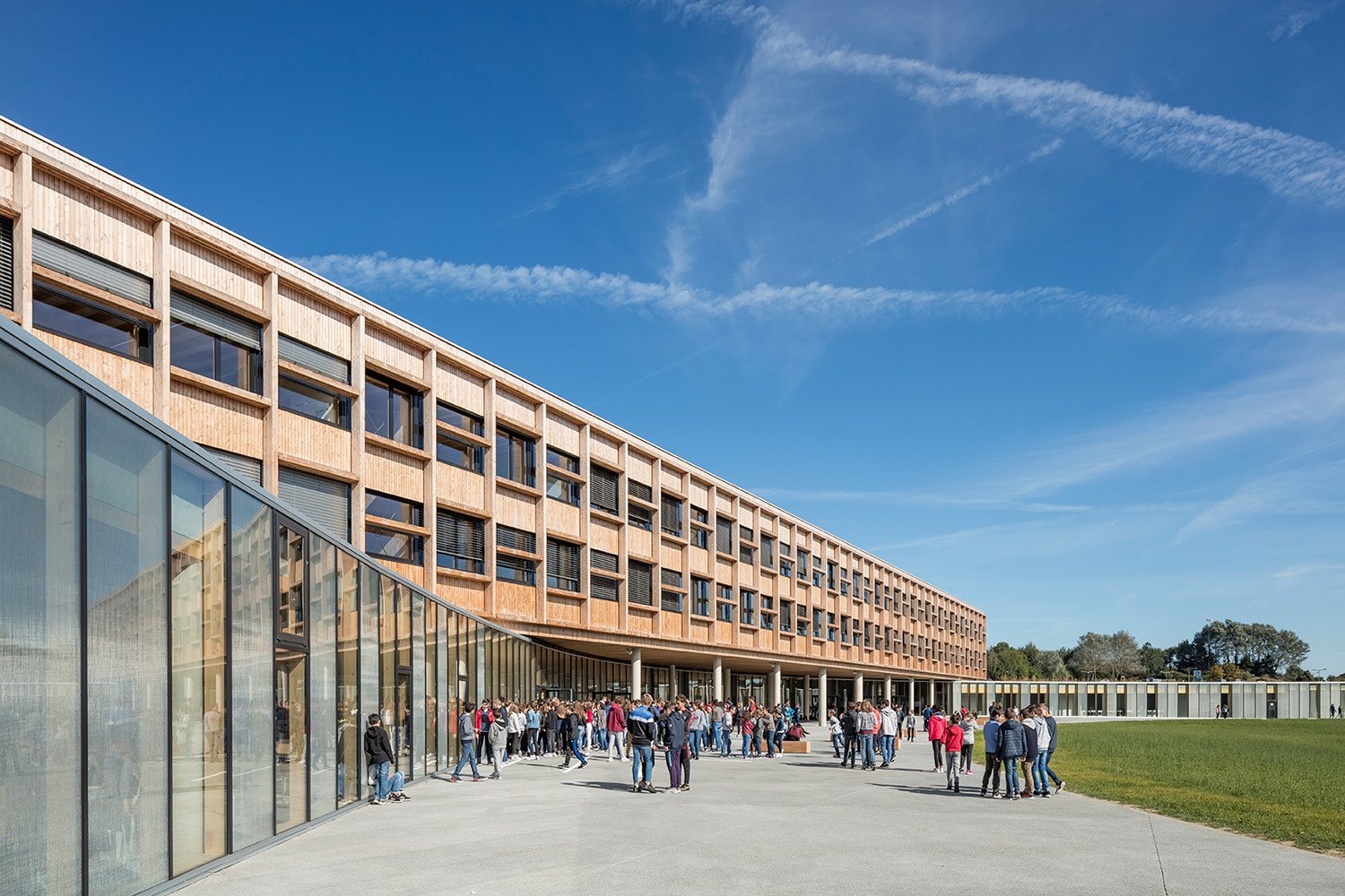 College Lamballe - view from the courtyard 1 | Luc Boegly