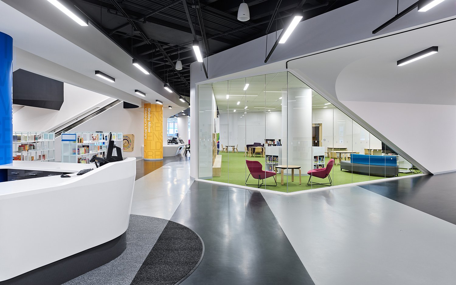 Ground floor circulation desk and view to children’s library. | Andrew Latreille, Latreille Architectural Photography