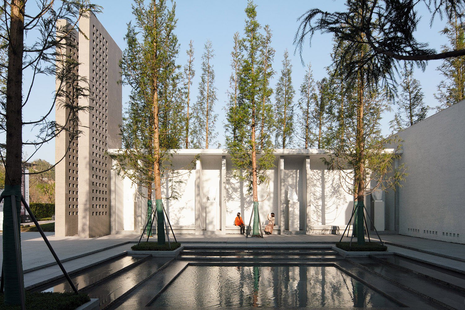 The front water plaza is the welcoming spot with a center sunken water feature as a core area for social activities and water interaction. | Holi landscape photography