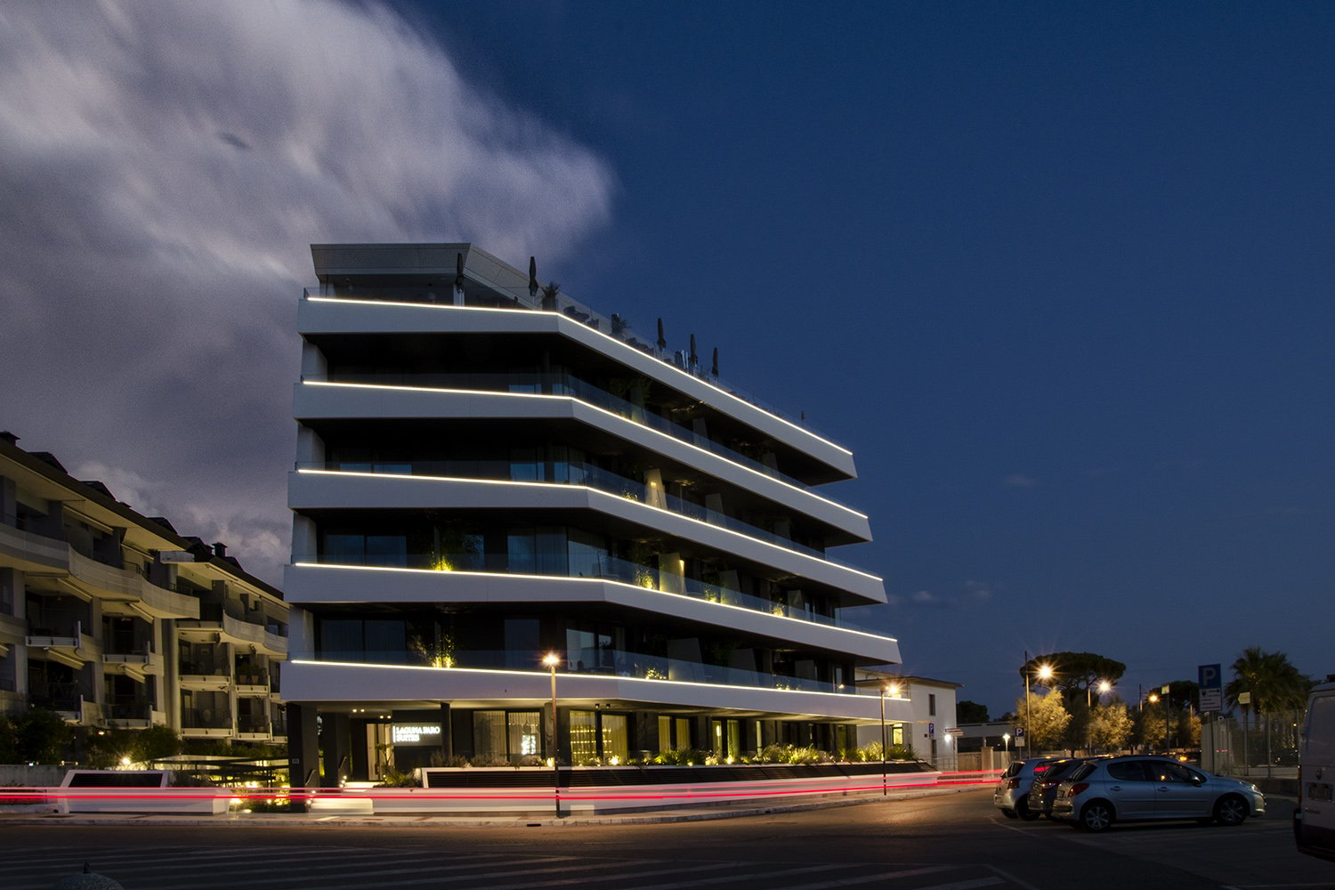 Laguna Faro Suites | night view | Archest, Marco Baccaro