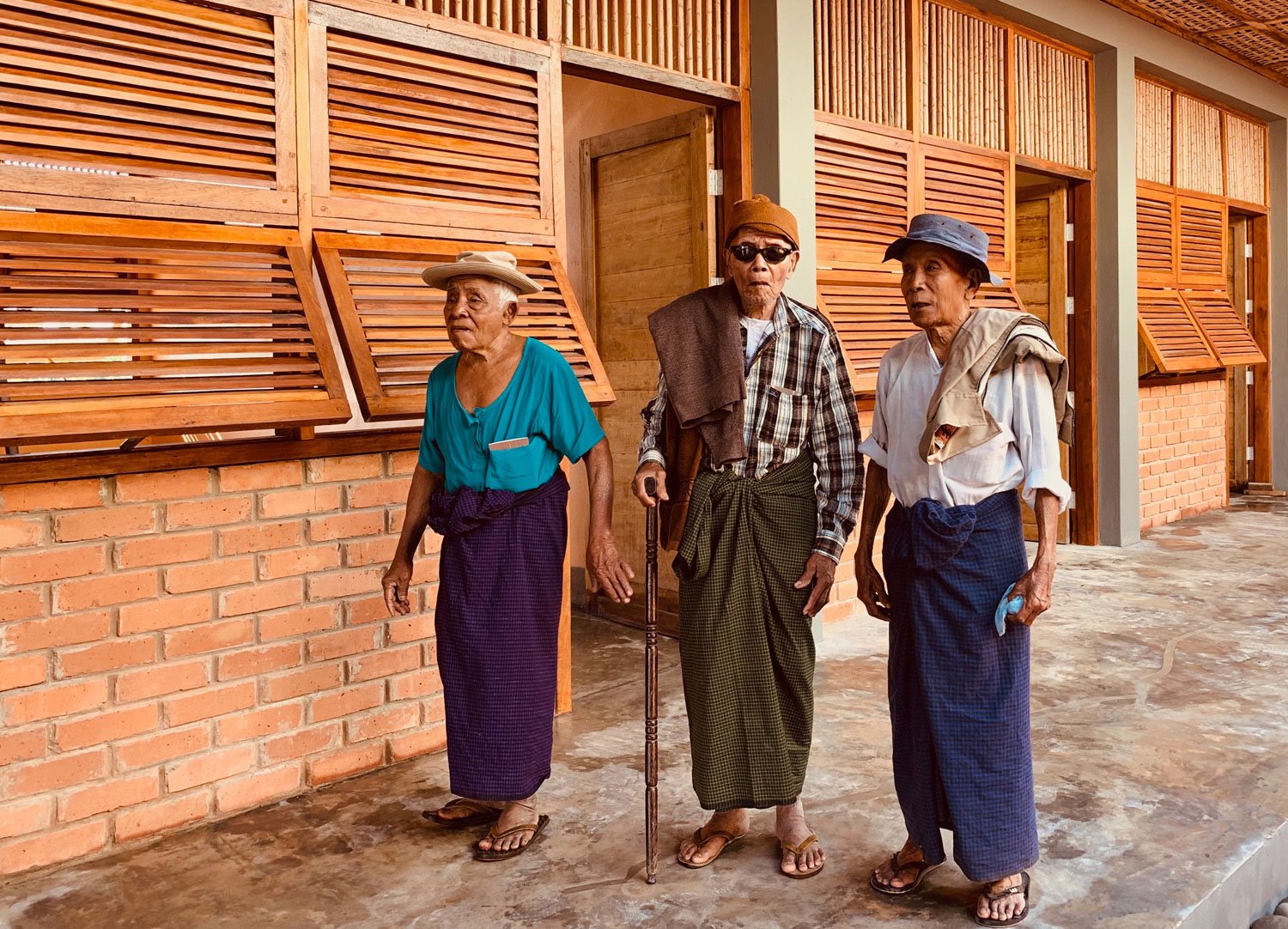 Myanmar Hospital - Locals | Oliver Gerhartz