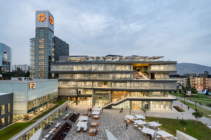 View of Engineering Innovation Center and Plaza from the Wellness Center terrace | Renzo Rebagliati