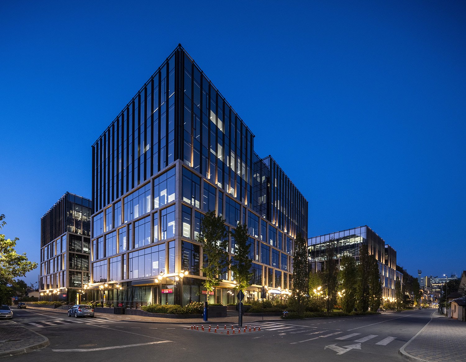 palas campus at night | emre dorter
