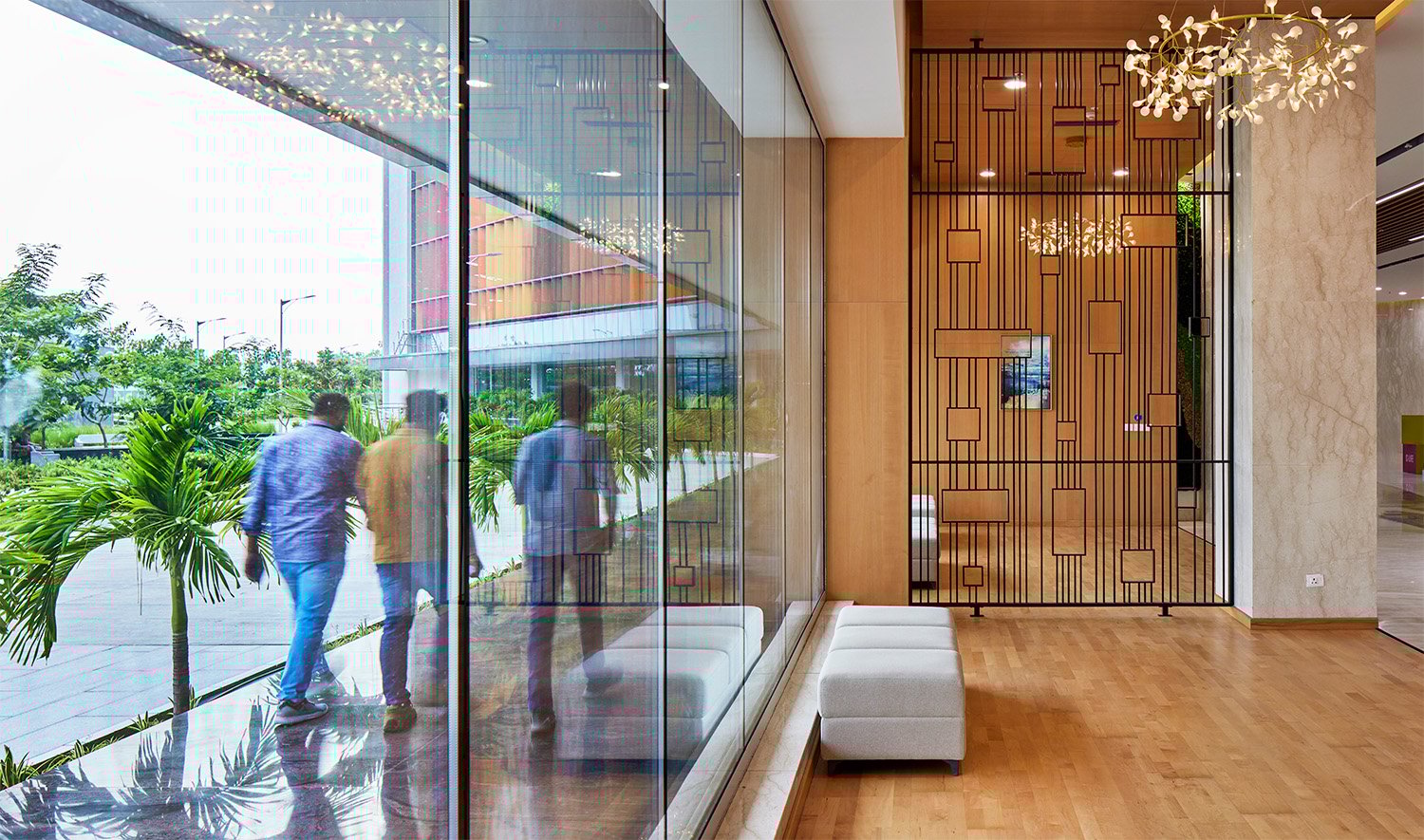 Shaded pathways, open stairways, seating, food courts, and gathering spaces enhance movement through nature and encourage chance encounters and interactions | Paul Raftery