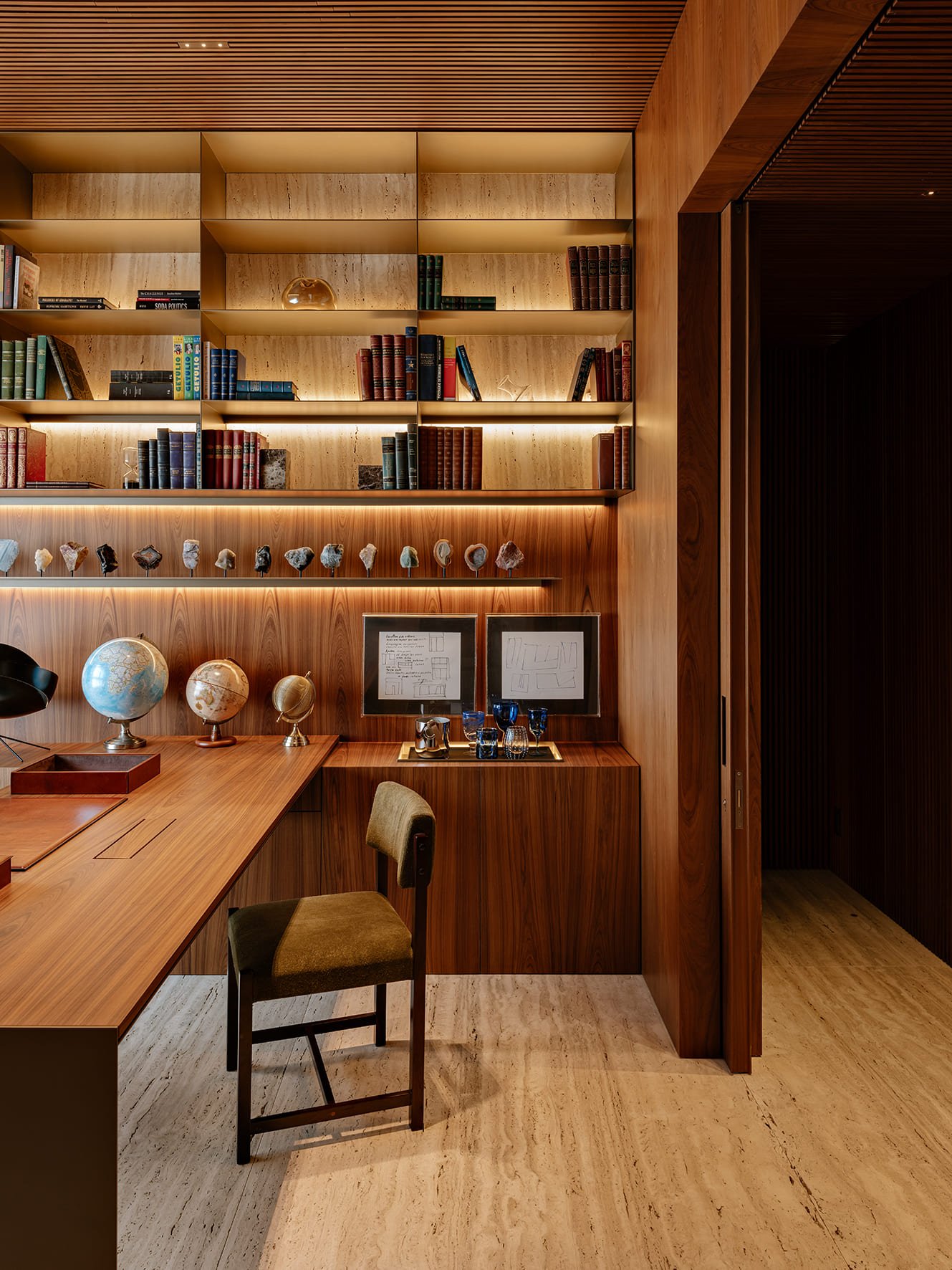 office | Fran Parente