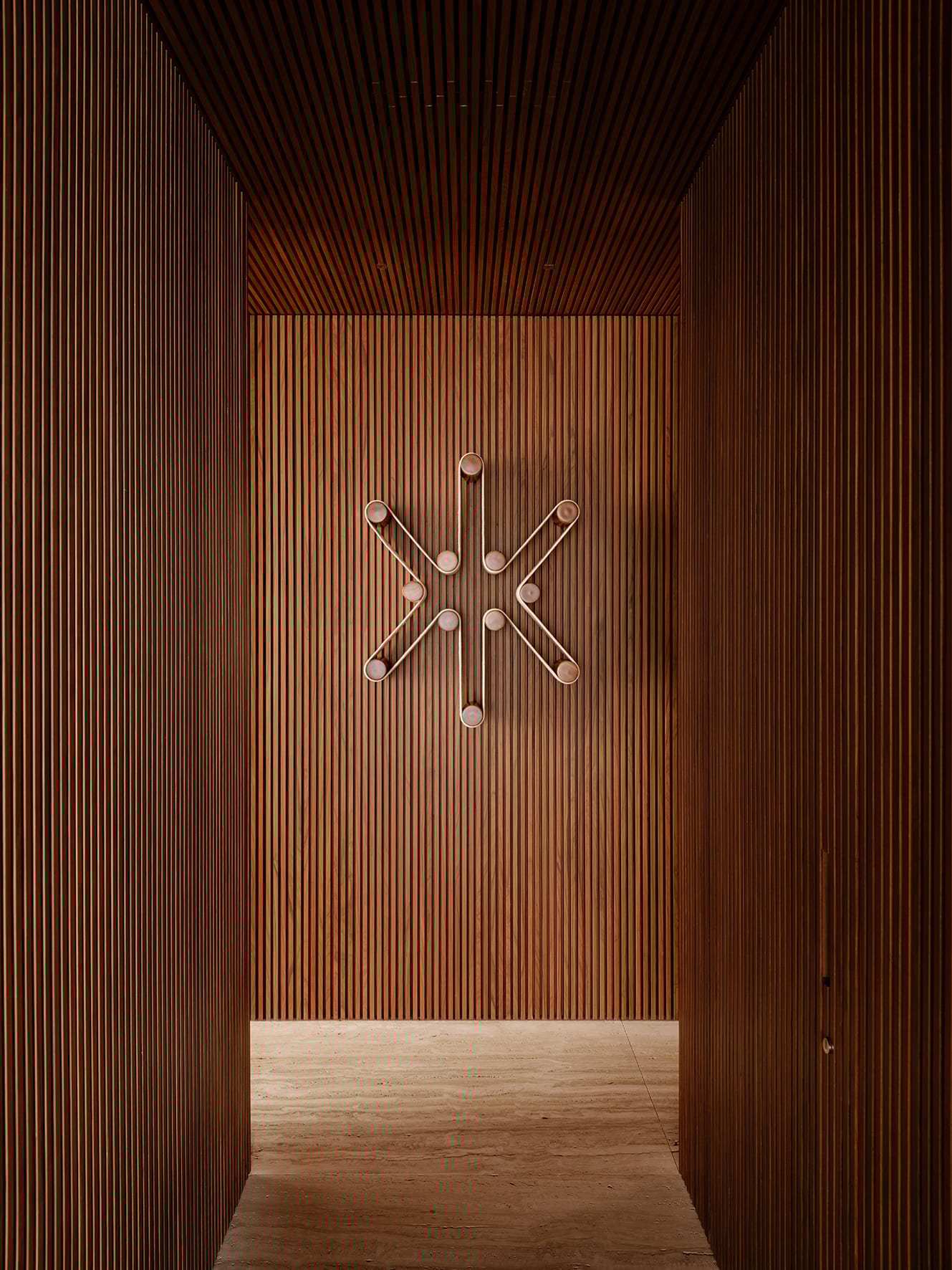 hall | Fran Parente