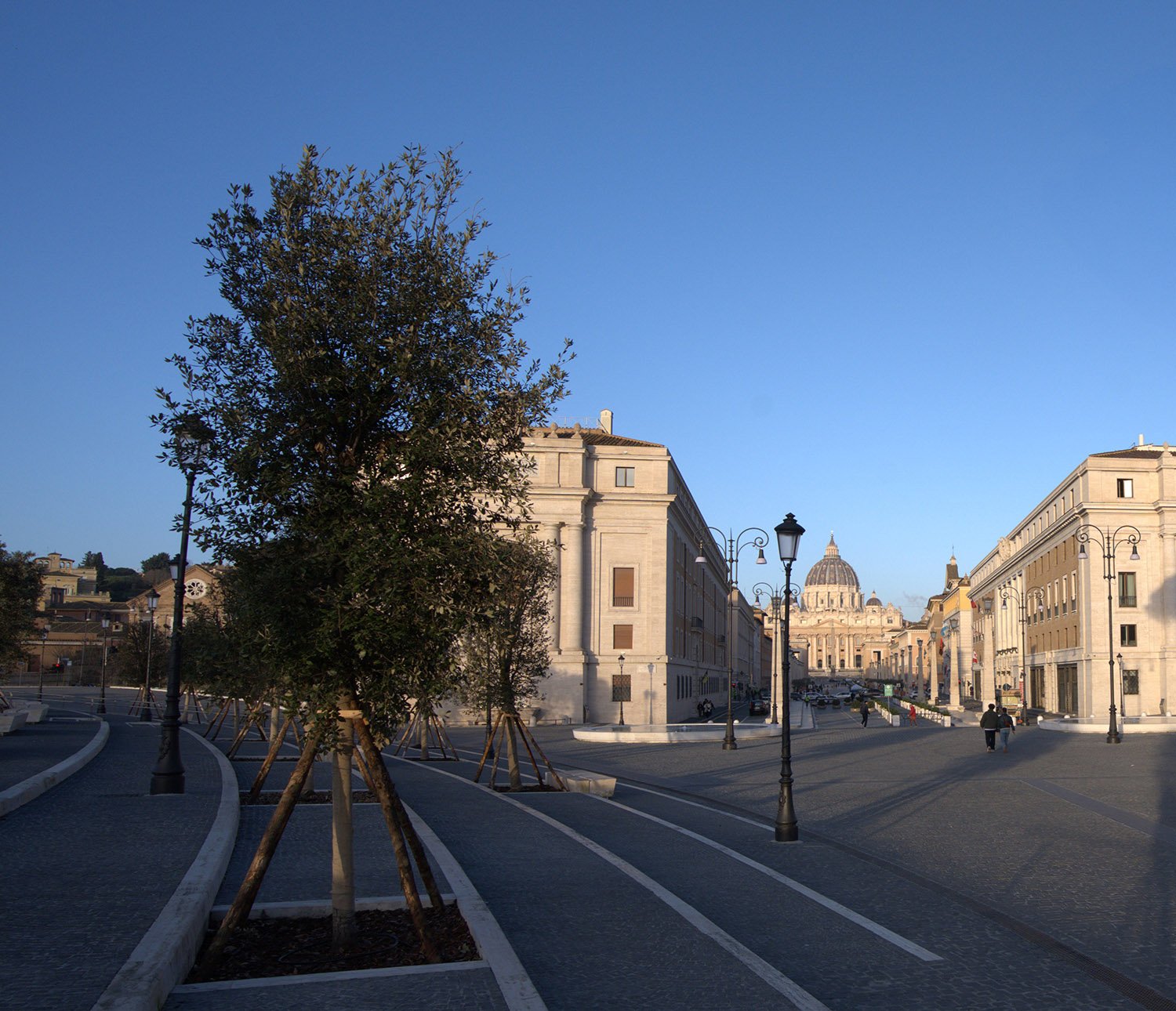 Piazza Pia - Gradonata Tevere, verso Via della Conciliazione | Luca Nicchiarelli