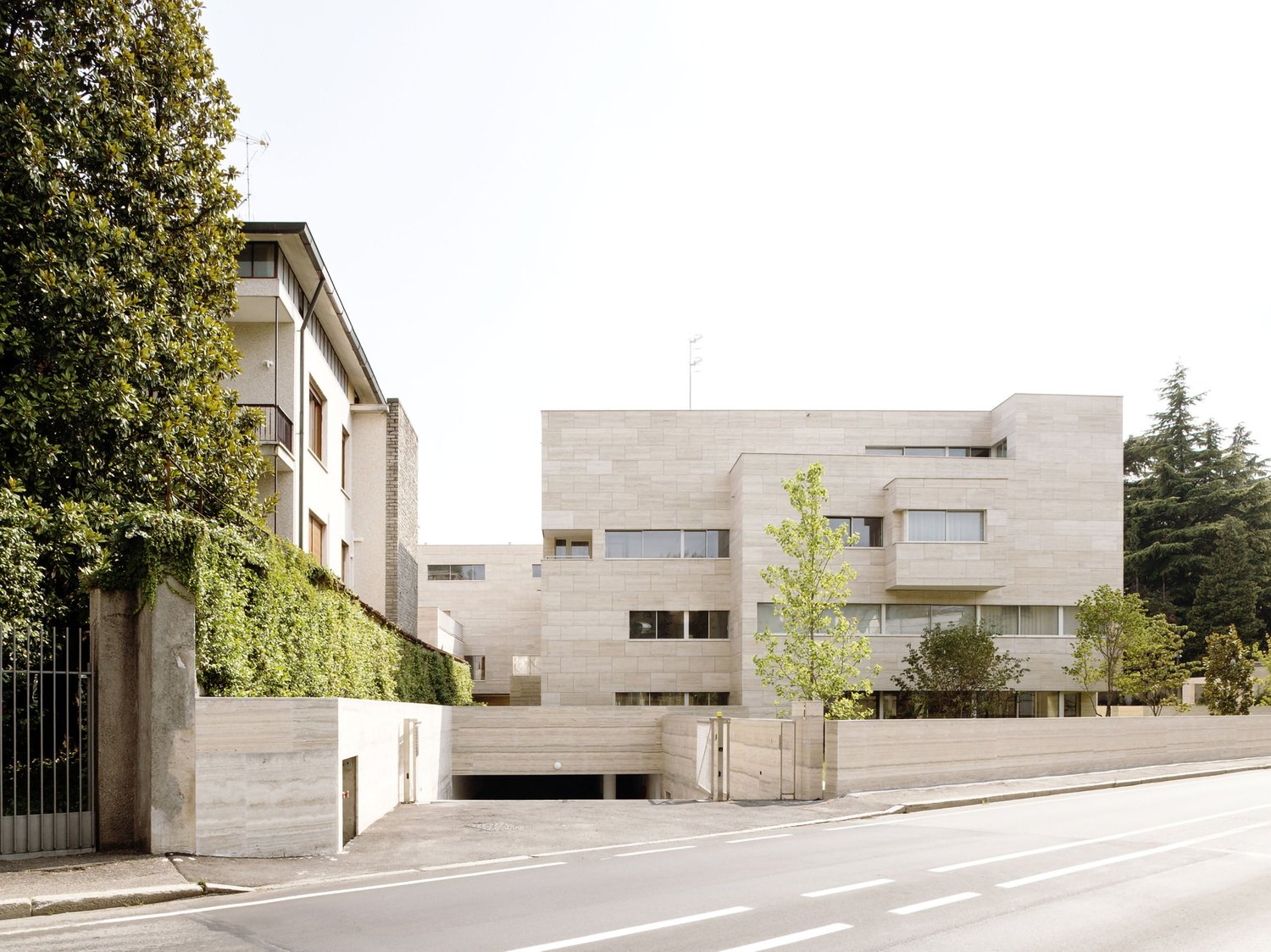 IT04_Residential Complex in Gallarate | ©Francesca-Ióvene