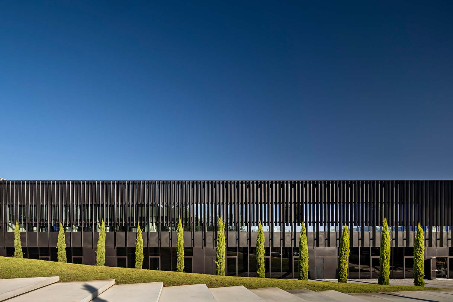 FURLA Headquarters | Photography by Fernando Guerra | FG + SG Fotografia de Arquitectura