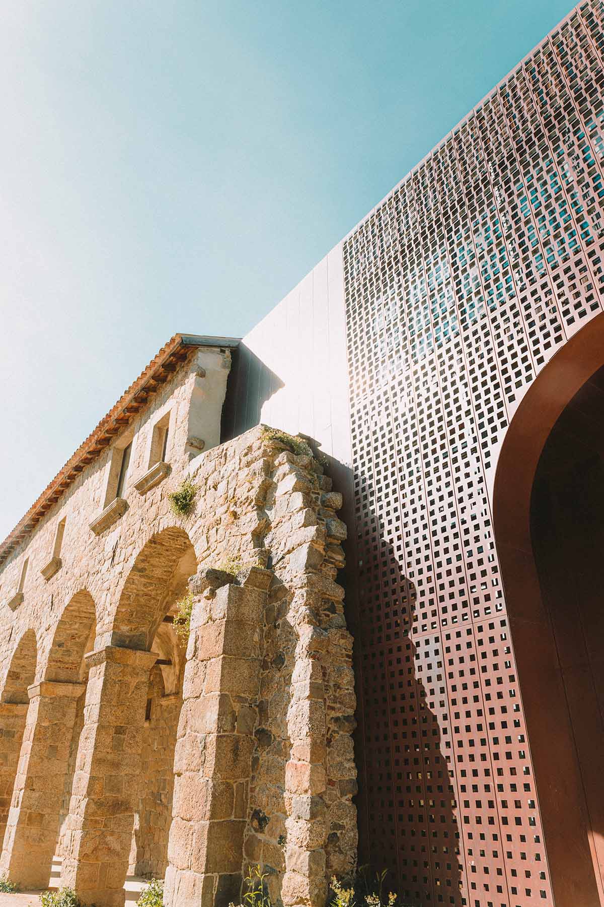 Convent Saint-François Sainte-Lucie di Tallano, Amelia Tavella Architects | ©Thibaut Dini, courtesy of Amelia Tavella Architects