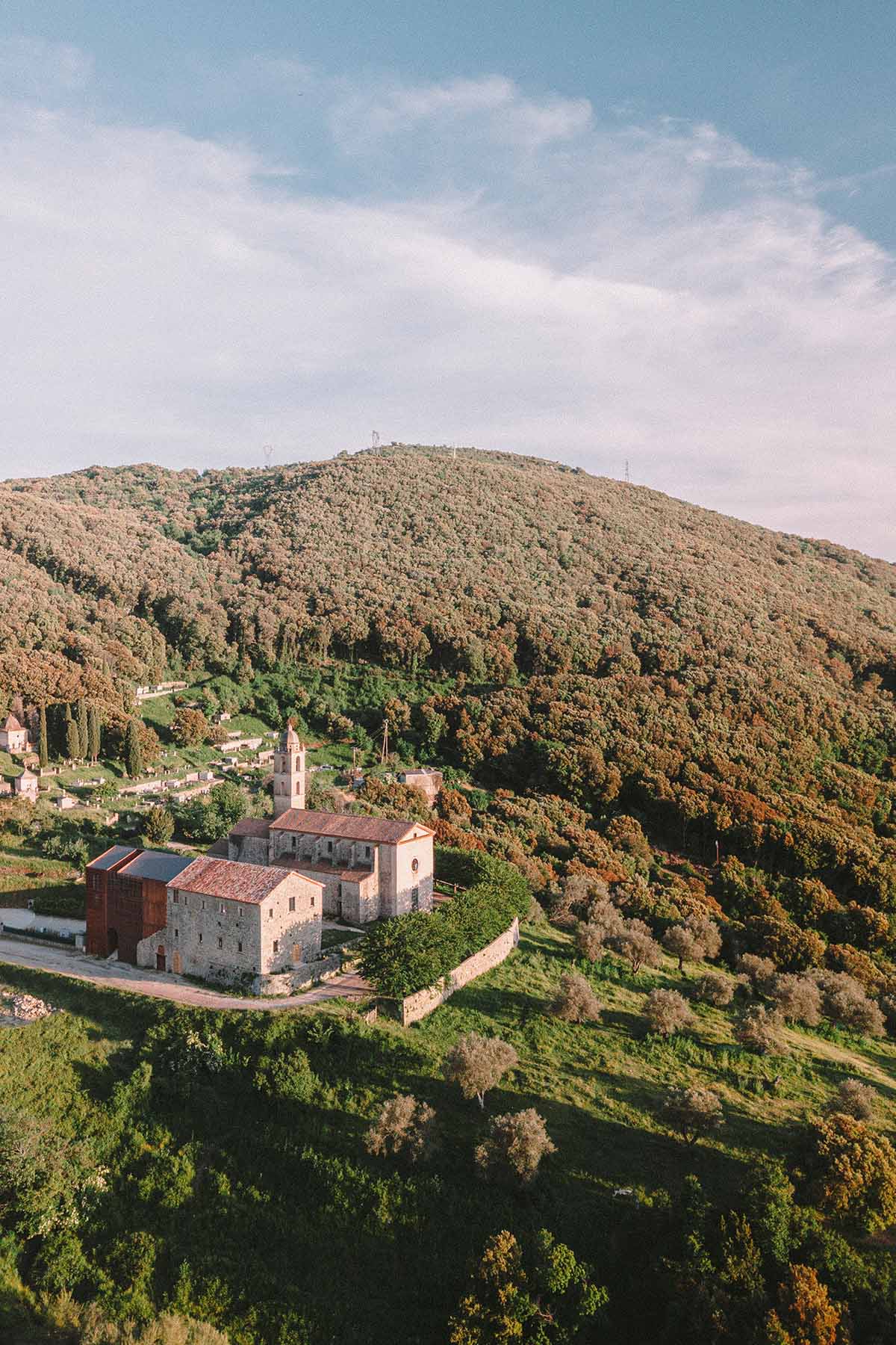 Convent Saint-François Sainte-Lucie di Tallano, Amelia Tavella Architects | ©Thibaut Dini, courtesy of Amelia Tavella Architects