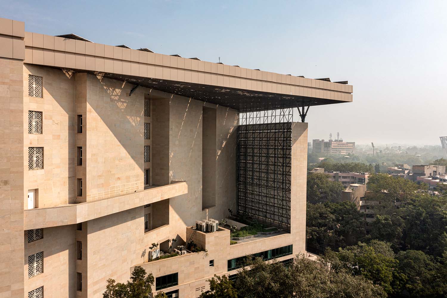 Atal Akshaya Urja Bhawan - Edifice Consultants | © Purnesh Dev Nikhanj, courtesy of Edifice Consultants