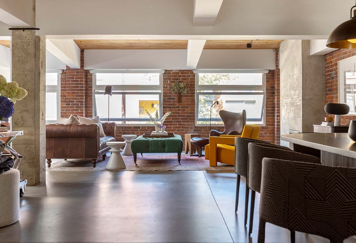 Loft-Style Apartment in Vancouver - Peter Wilds Design | © Janis Nicolay, courtesy of Peter Wilds Design