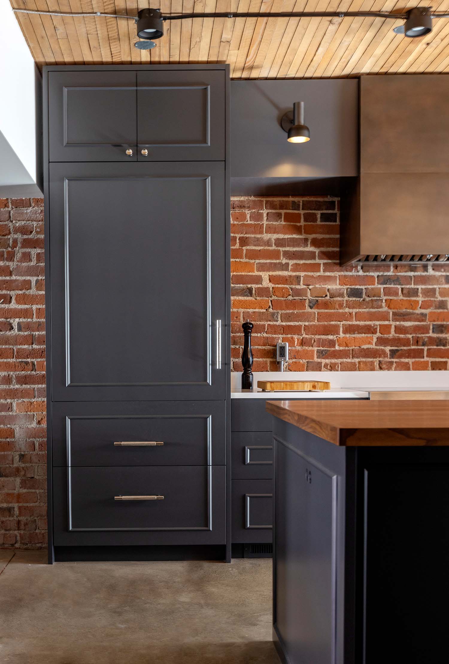 Loft-Style Apartment in Vancouver - Peter Wilds Design | © Janis Nicolay, courtesy of Peter Wilds Design