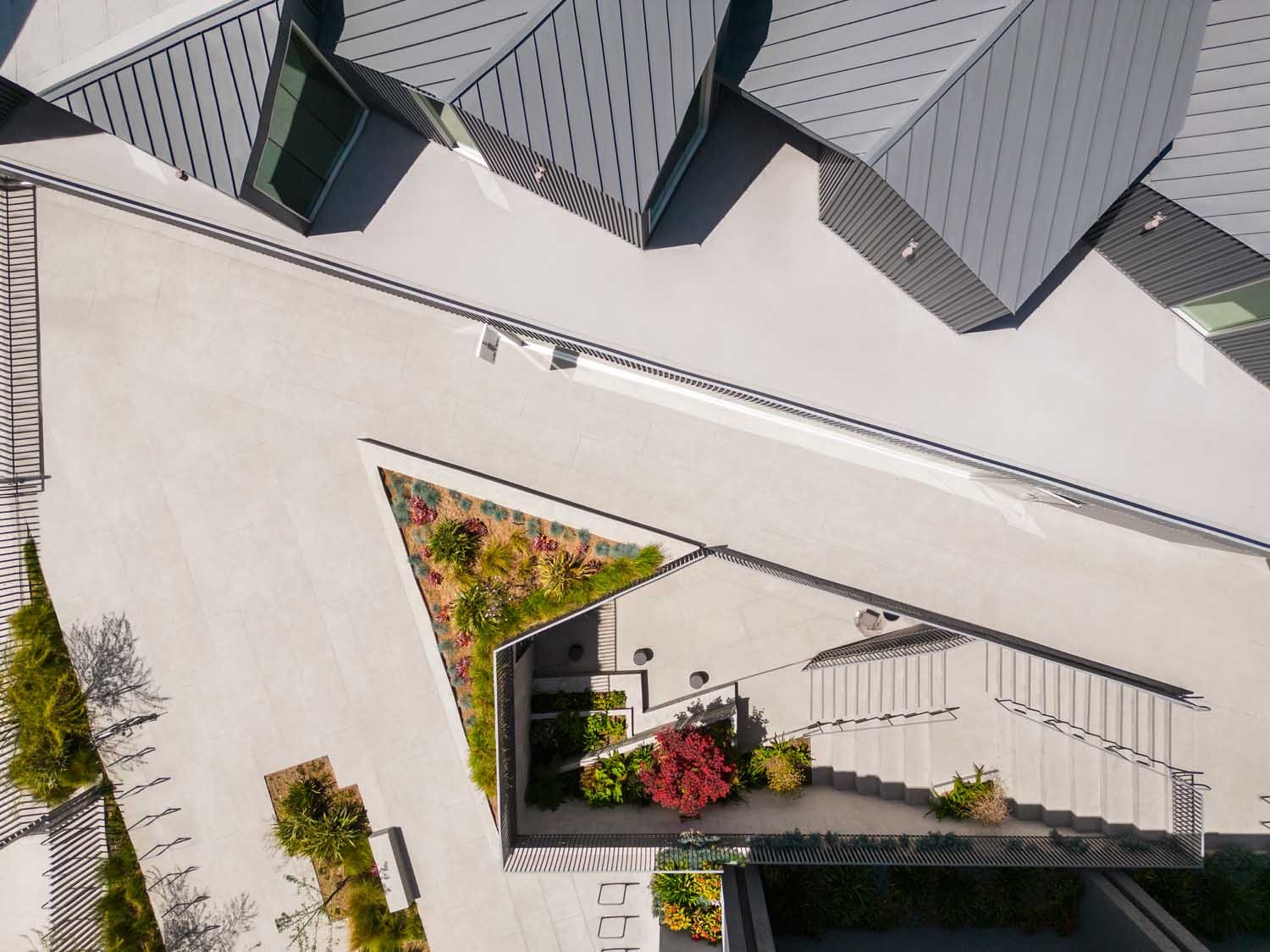 Victory Wellness Center, PATTERNS | ©Here & Now Agency [Paul Vu] , courtesy of Patterns