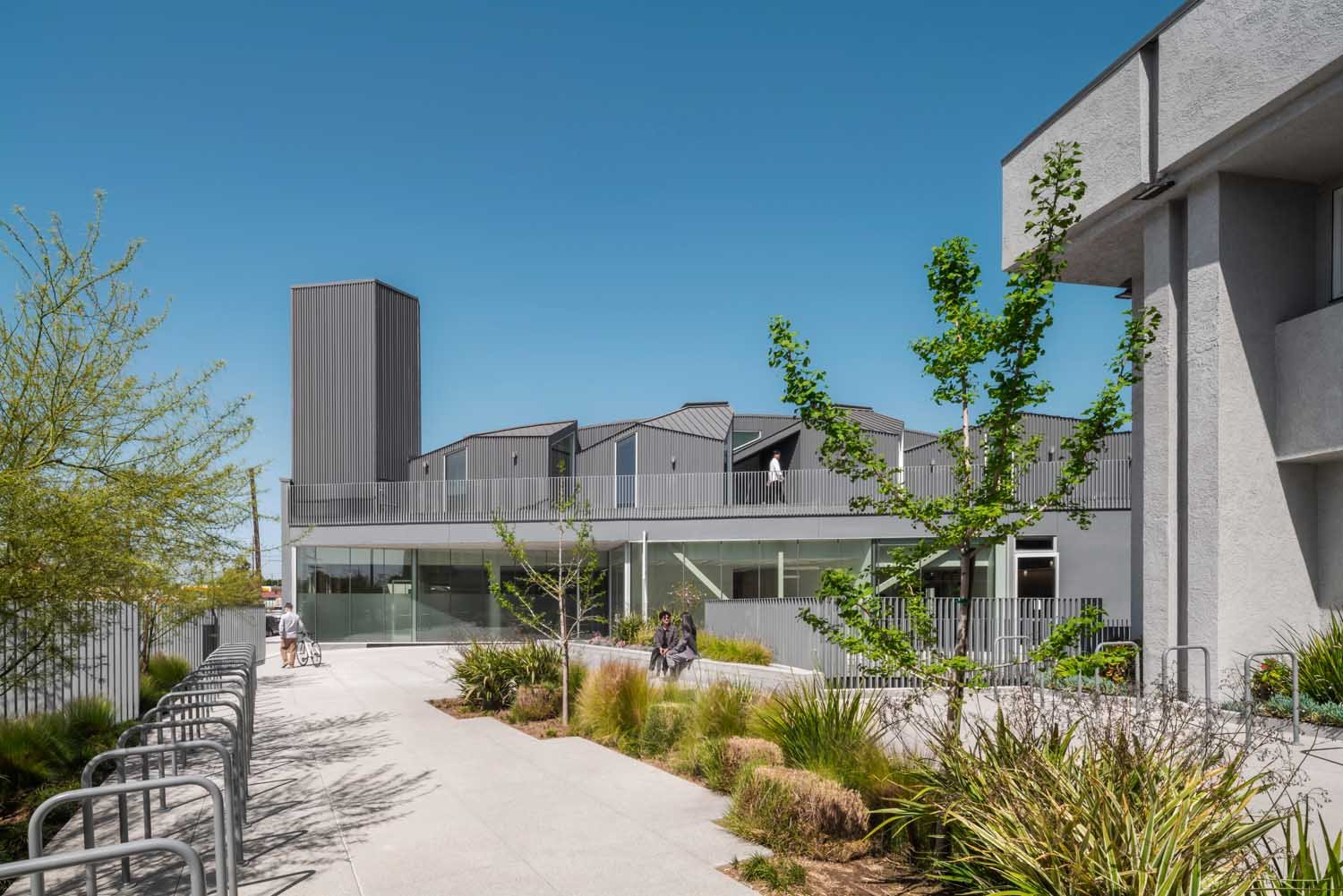 Victory Wellness Center, PATTERNS | ©Here & Now Agency [Paul Vu] , courtesy of Patterns