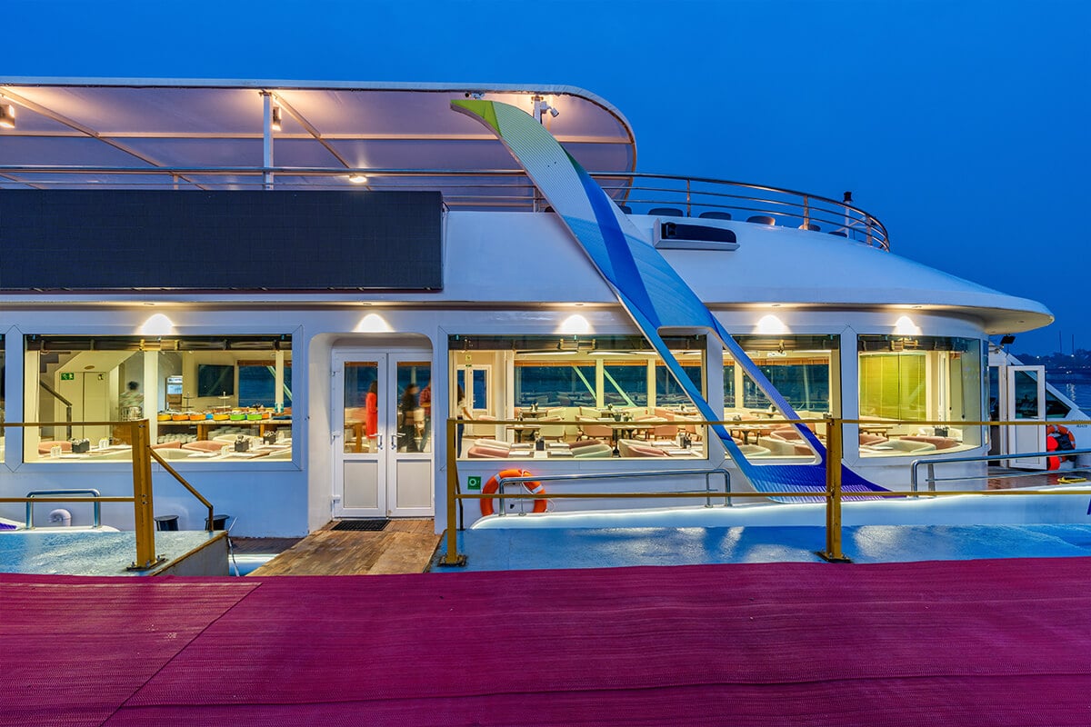 Akshar River Cruise | ©Inclined Studio, courtesy of Malvi Gajjar Architect & Interior Designer