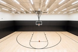 VIA 57 WEST offers a gymnasium and basketball court for its residents | 