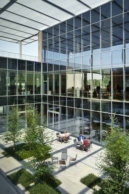 The open-air courtyard of the Hub building | Andrea Martiradonna