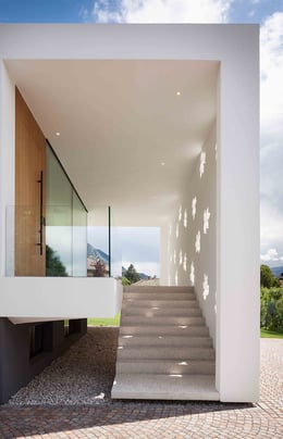 House T | 8