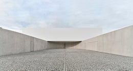 Entrance zone to the house and art gallery | Jakub Certowicz