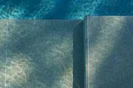 Pool stone cladding | Pietro Savorelli