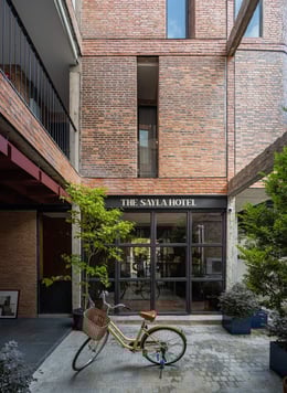 The peaceful court, isolate us from a hectic street | Rungkit Charoenwat