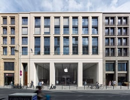 In house 44 an Apple megastore opened in December 2021. | Stefan Mueller