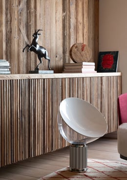 Focus on wooden ribbed cupboard | Courtesy of Paolo Riolzi