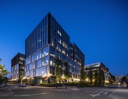 palas campus at night | emre dorter