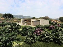 La villa nascosta nella macchia mediterranea | Mei e Pilia