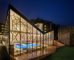 Wellness Vodian - exterior night | Miran Kambič
