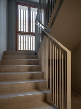 Lomellina, una casa su palafitta a Torino | © Fabio Oggero, courtesy of +Studio Architetti | Filippo Orlando