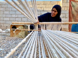 Reviving the Culture of Weaving as a Modus Operandi | The Bedouin ground loom is a symbol of resourcefulness and adaptation in the harsh desert landscape. © Abeer Seikaly, 2022