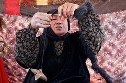 Reviving the Culture of Weaving as a Modus Operandi | Bedouin women push their bodies through fatigue and pain as they process goat’s hair and sheep’s wool into yarn. © Abeer Seikaly