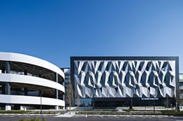 Goodman Business Park, Yamashita Sekkei, Inzai-shi, Japan | © Nobuyuki Yamaguchi, courtesy of Serge Ferrari Group