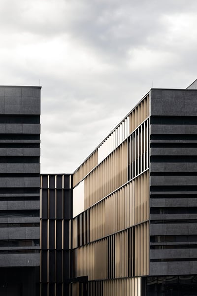 NOI Techpark/D2, two dynamic facades