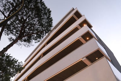 Palazzo Sophia: a sculptural building redefining a 1970s urban corner