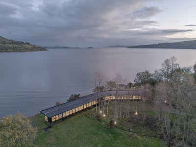 Curved House