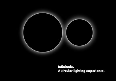 Infinitude. A circular lighting experience: un viaggio verso il cosmo tra suono e luce