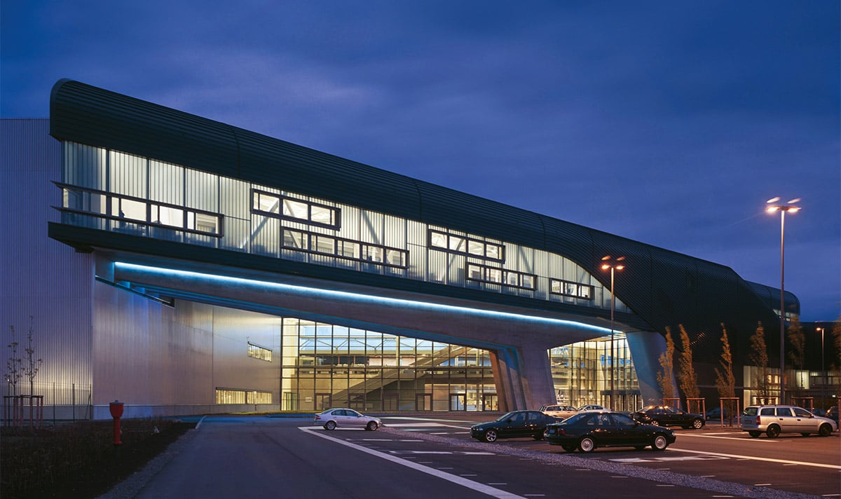 Stabilimento Bmw, Edificio Centrale