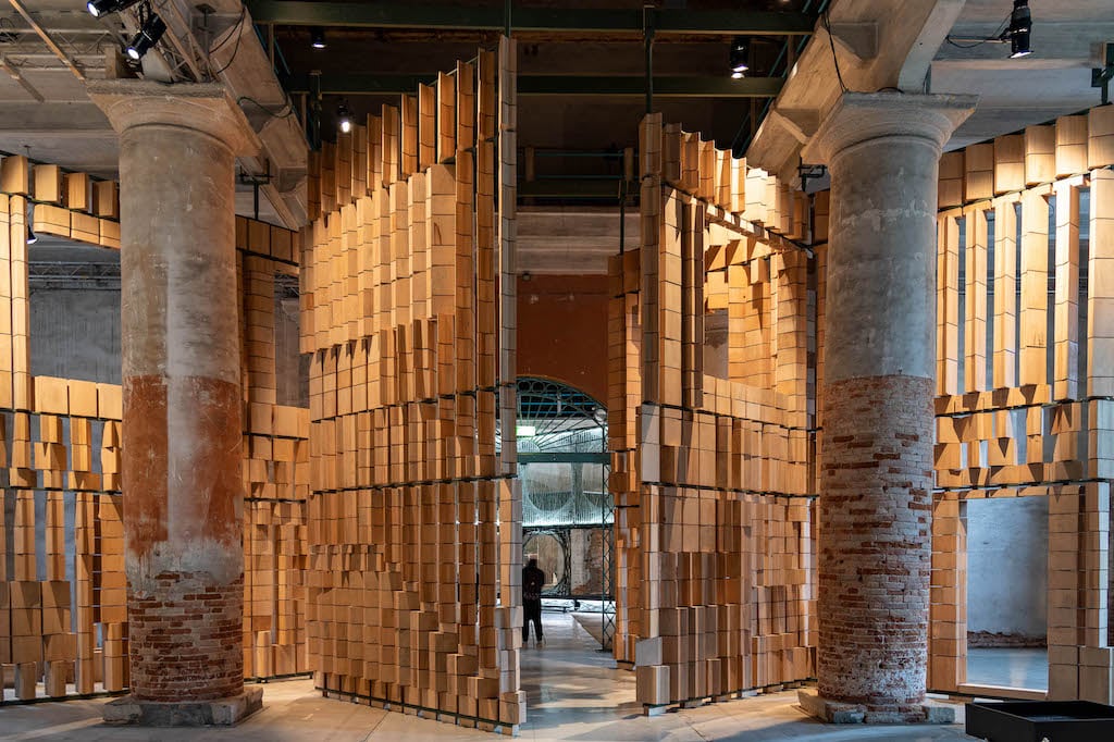 A day in Venice: what to see at the current exhibitions and over the final days of the Biennale