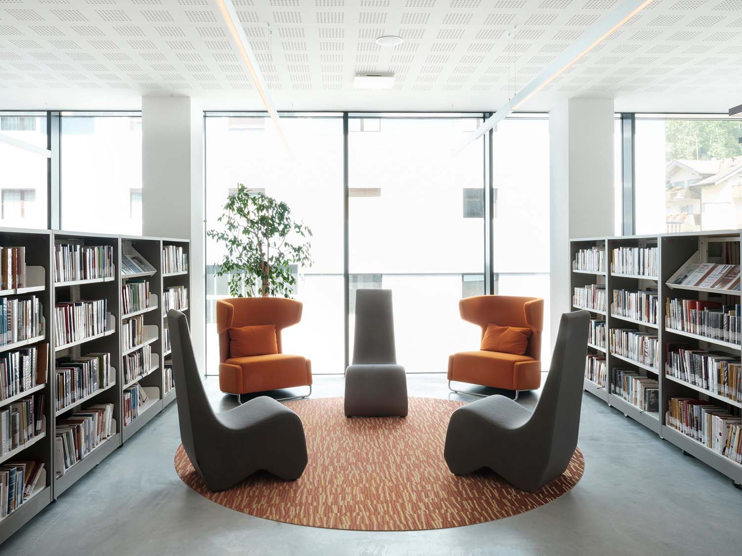 Biblioteca delle Giudicarie Esteriori - Alterstudio Partners © Simone Ronzio, courtesy of Alterstudio Partners