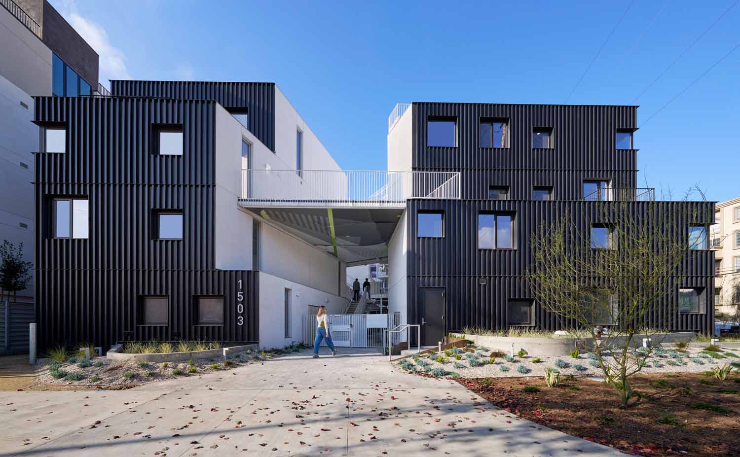 Barrington 103 ©Eric Staudenmaier, courtesy of LOHA