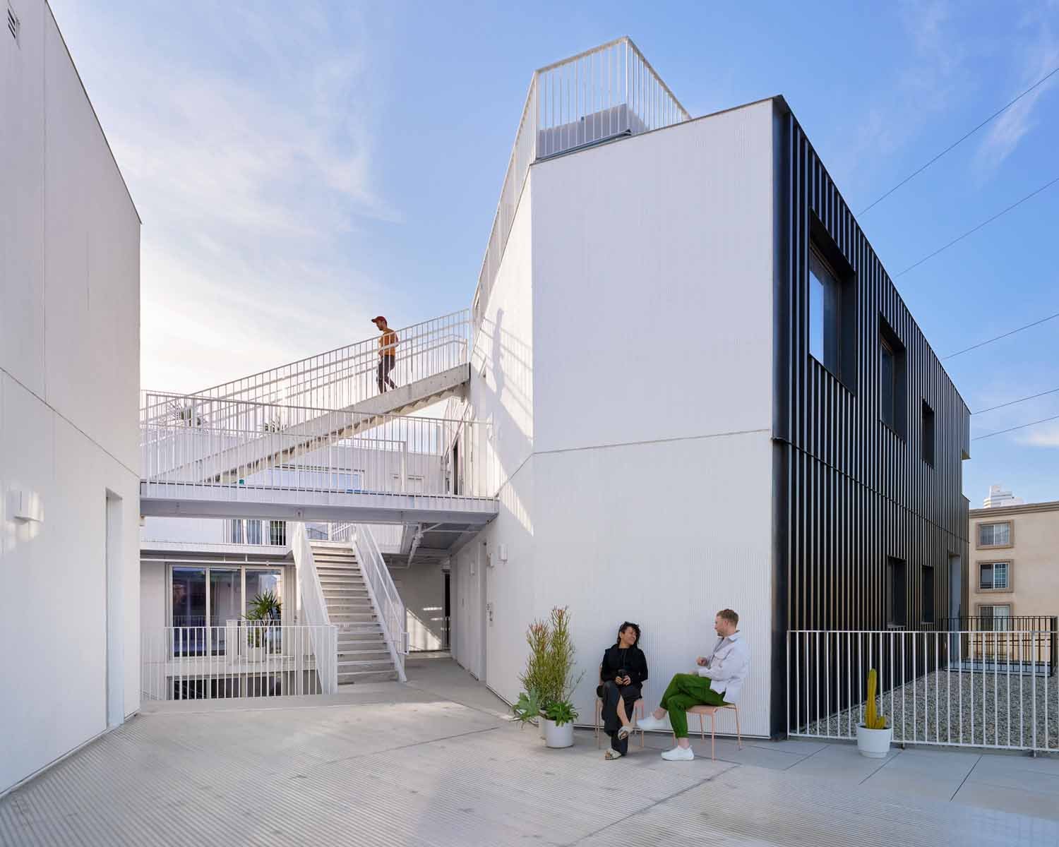 Barrington 103 ©Eric Staudenmaier, courtesy of LOHA