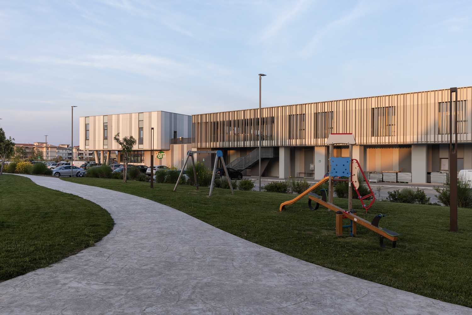 Centro polifunzionale in contrada Mucchietti a Termoli - Smart Building Design ©Gianluca Di Ioia, courtesy of Smart Building Design